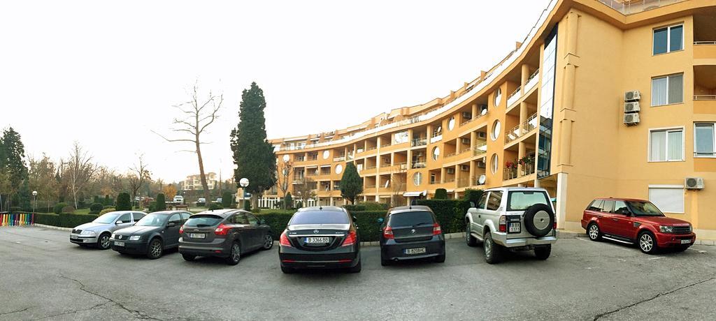 Varna Garden View Apartment Exterior photo